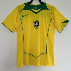 Camiseta Retro Brasil 2004